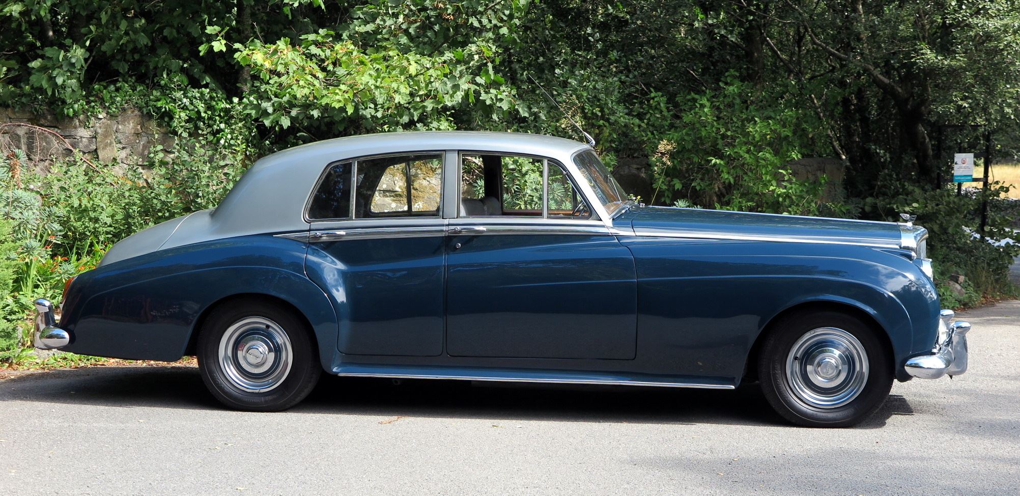 Classic Bentley S2 Cars for Sale | CCFS