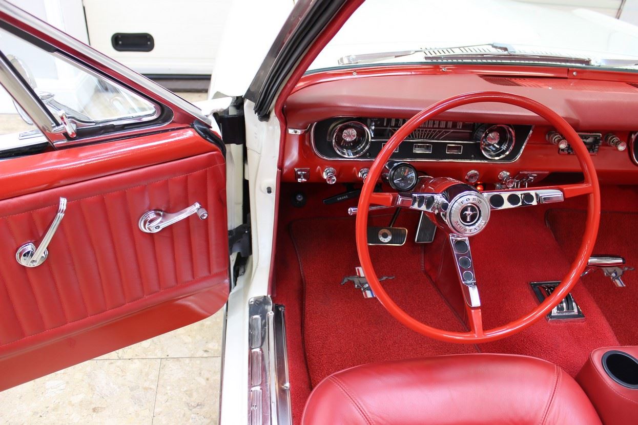 1965 ford mustang convertible 289 v8 auto   fully restored 9lgyqtraajyvygftuotw1