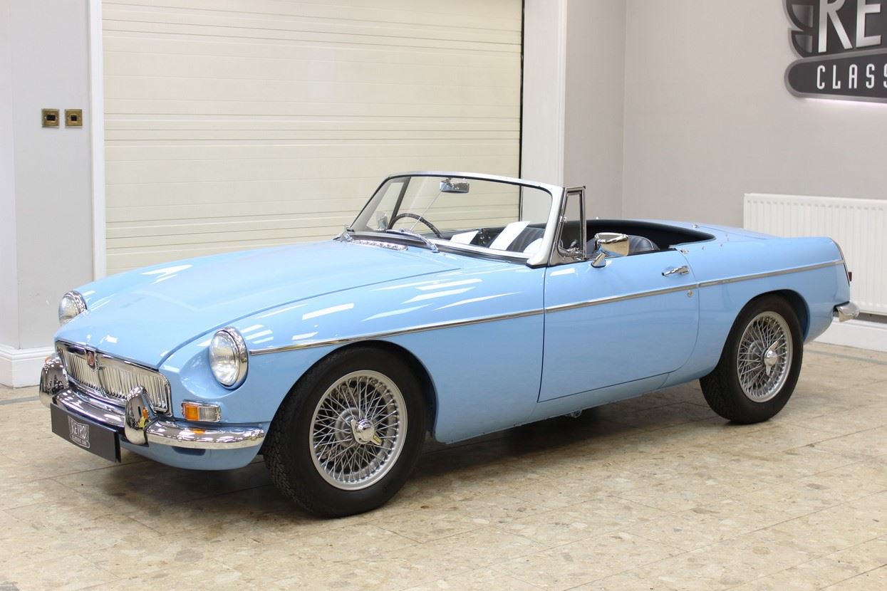 1964 oselli mgb  roadster 1.9 manual concours restoration best available  hf0dpm3bqed shyxsimpq