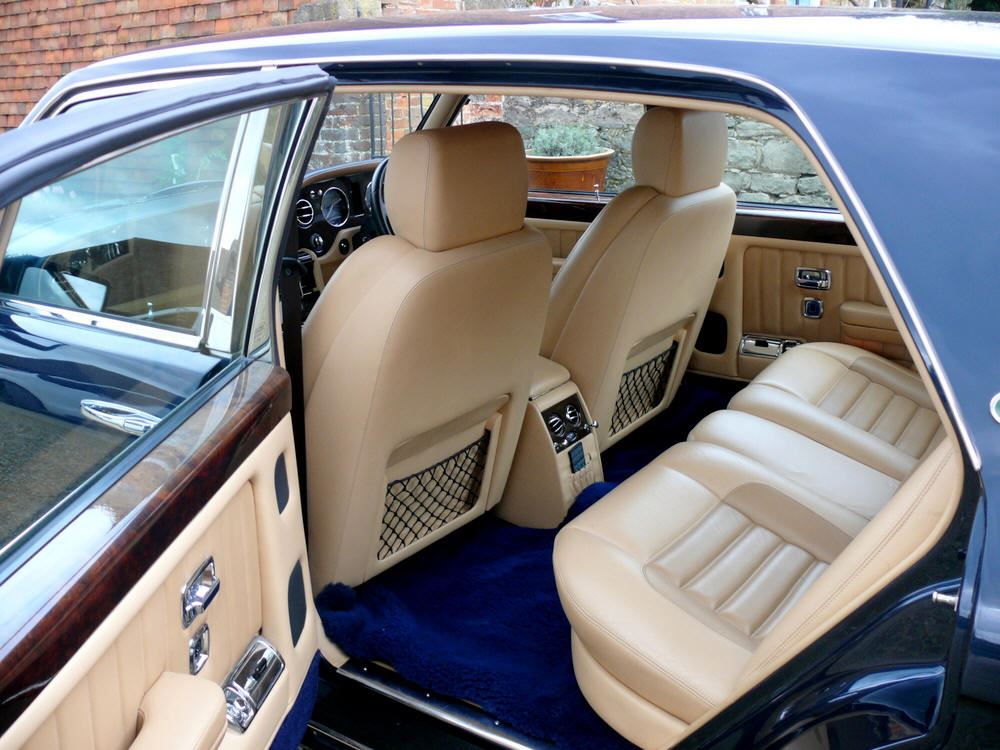Bentley brooklands 9 4y0cblg ax6cnw1td5k