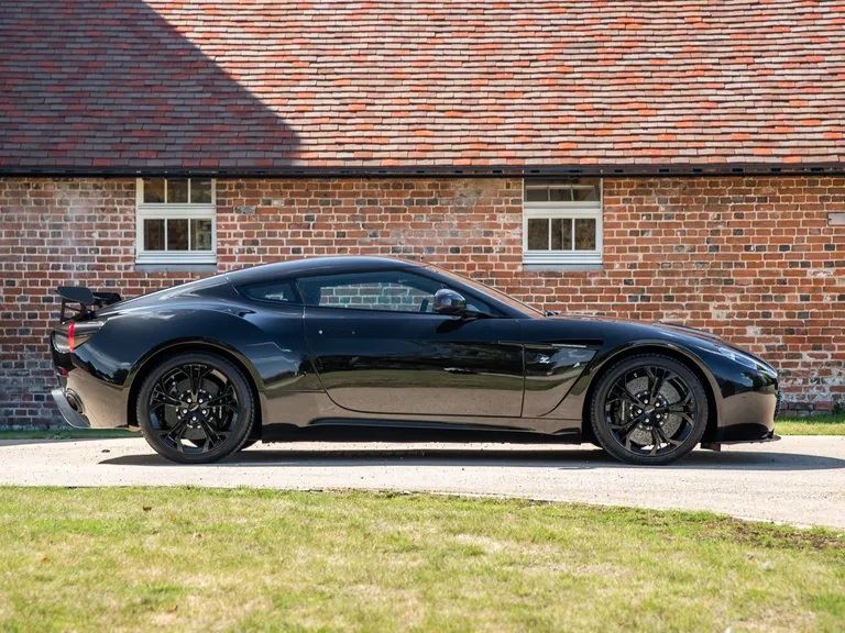 Aston martin v12 zagato uxjkyxpxk4ruo3kyfd hv