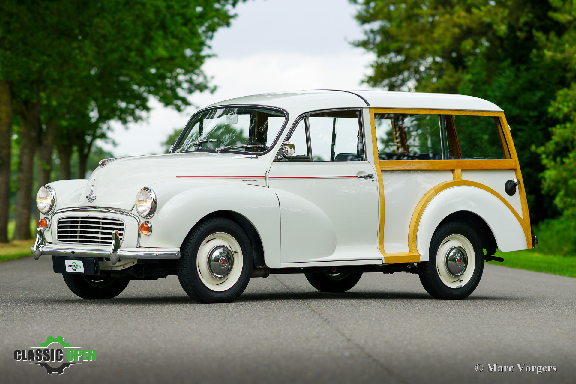 Classic Morris Minor Cars for Sale CCFS