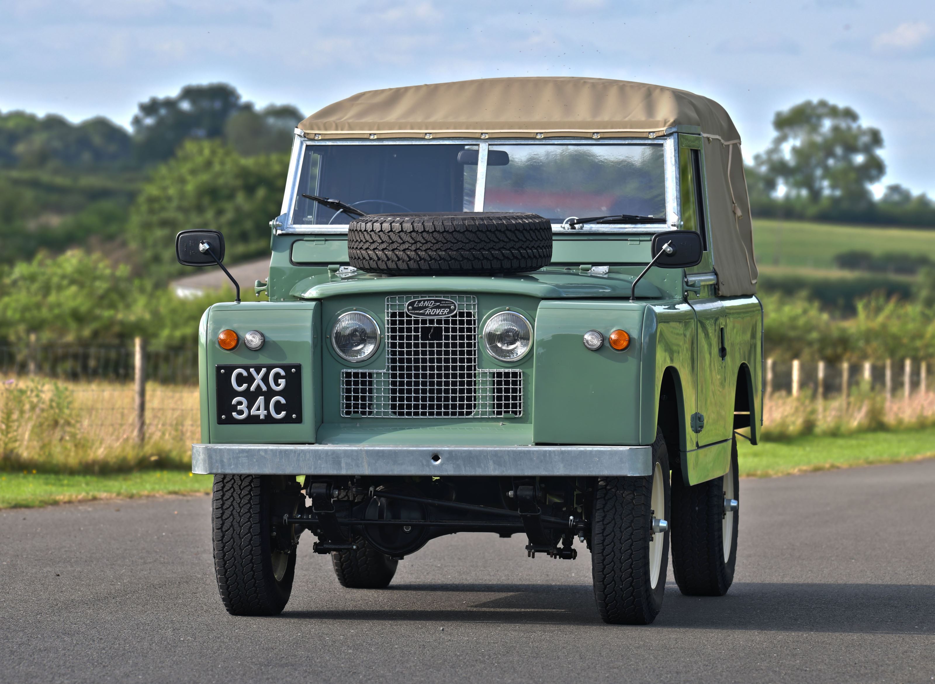Land rover series 2a swb 88 with overdrive eorlgzqrmdc8em9f v0ty