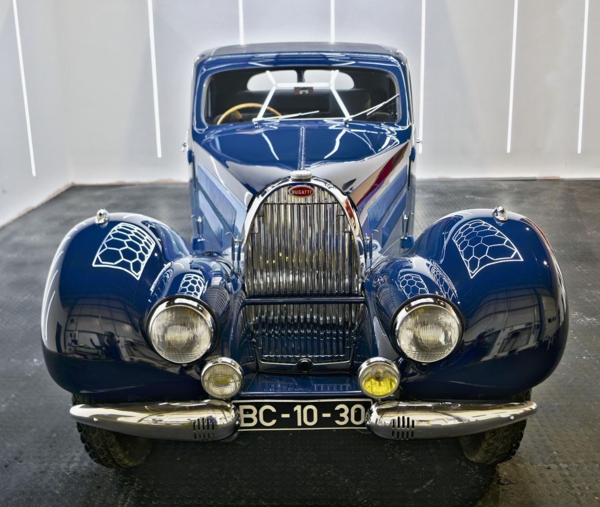 Bugatti type 57 dmdnxnp8mrssomjwey2y4