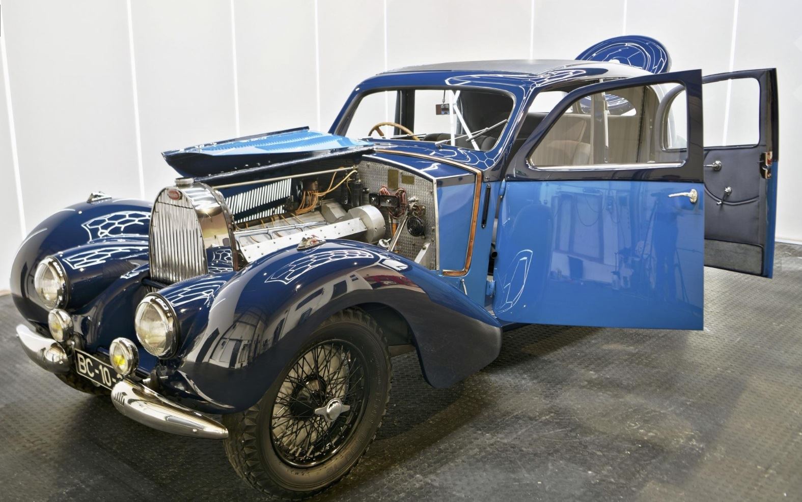 Bugatti type 57 mo0lco1suzw8wyavw10xi