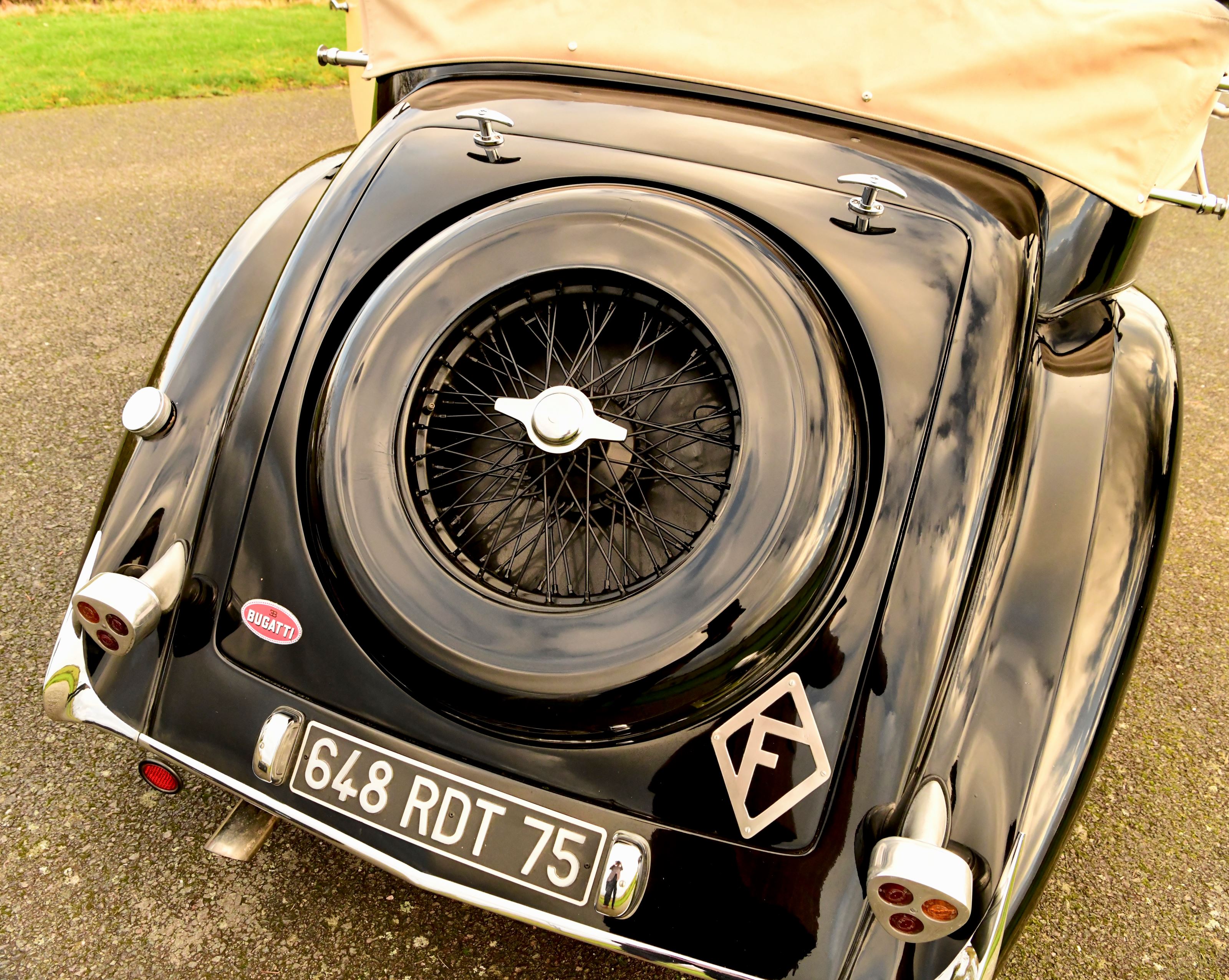 Bugatti type 57c vanvooren drophead coupe j a19fqyhdm brj8lyidu