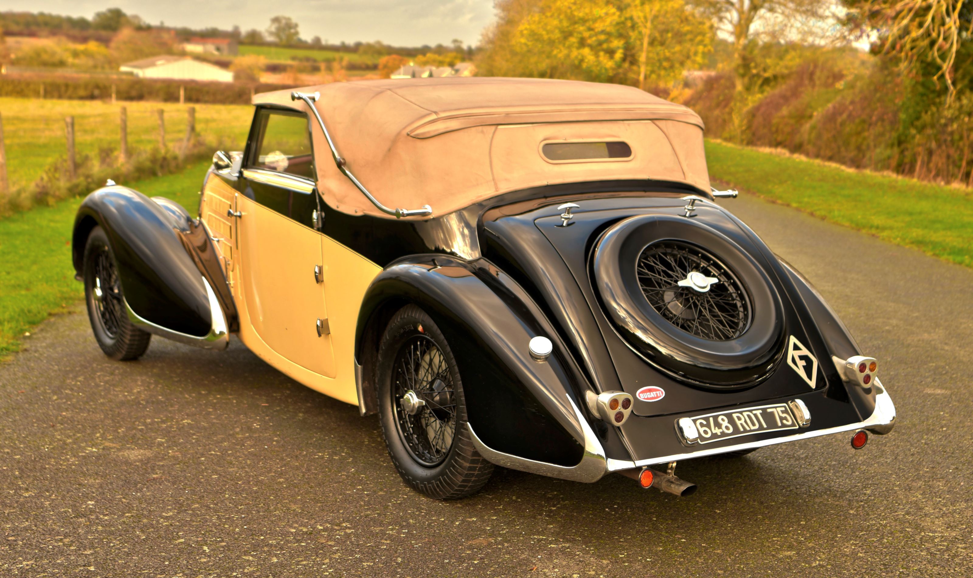 Bugatti type 57c vanvooren drophead coupe rlkzsdkg6fxadfzpvn9ju