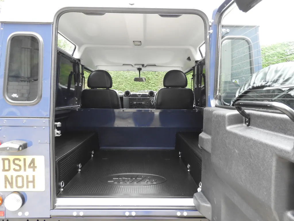 2014 Land Rover Defender 90 2.2 Tdci County Hard Top for Sale | CCFS