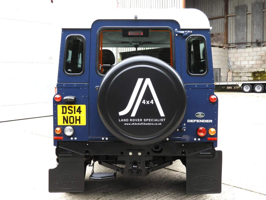 2014 Land Rover Defender 90 2.2 Tdci County Hard Top for Sale | CCFS 
