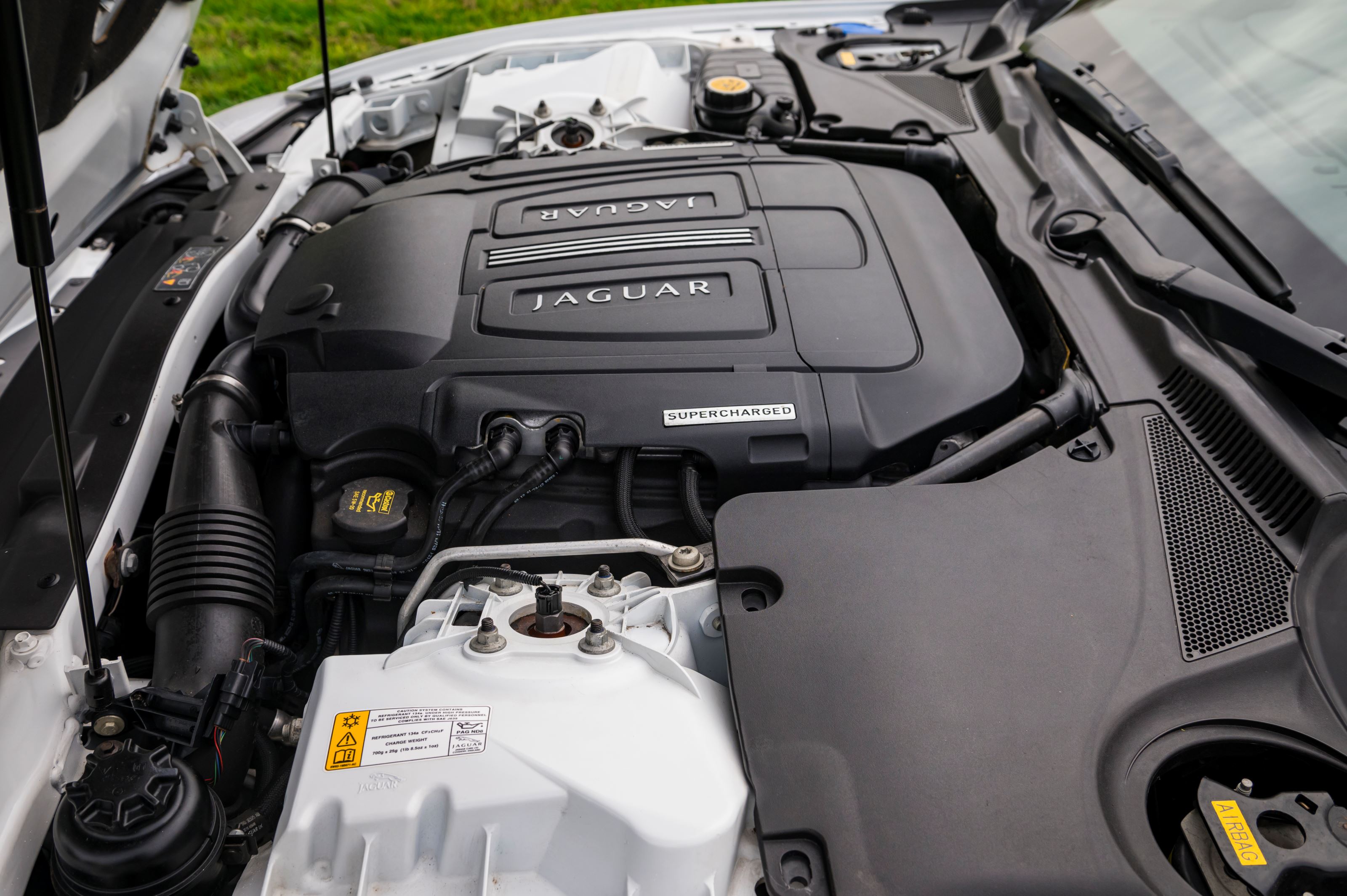 Jaguar xkr sc 5.0 litre  510 hp  coupe kmcktw31omhx6dgvq e8g