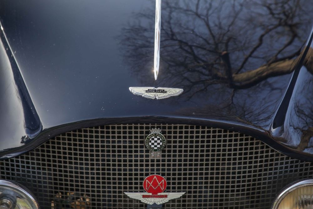 Aston martin db mkiii e8myy8onevw zxu6fjvfp