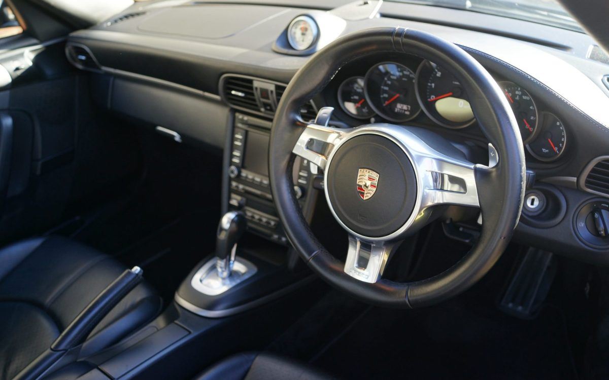 Porsche 997 yh1l2kkhijvqzodtnunf7