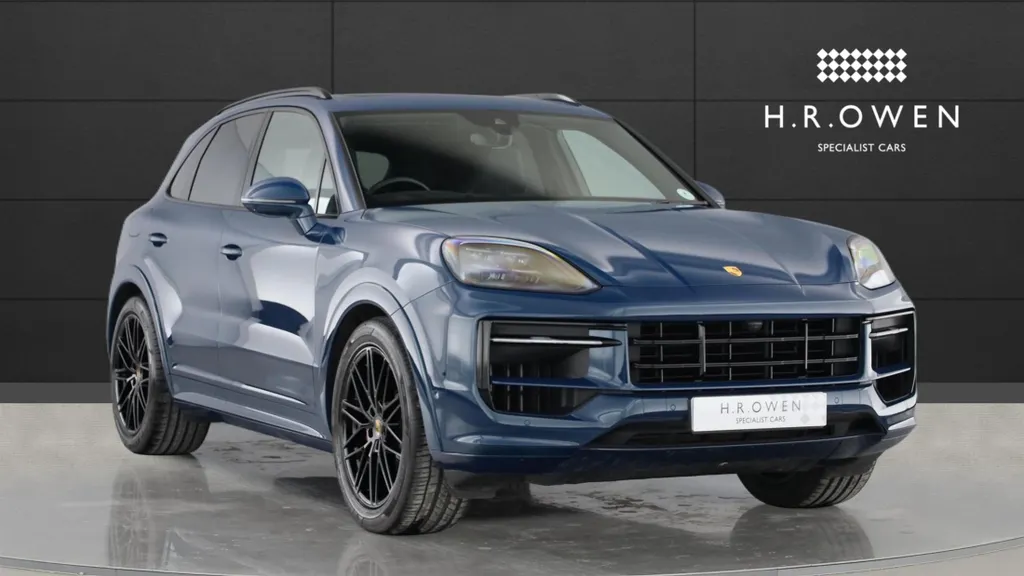 2023 Porsche Cayenne V8 S